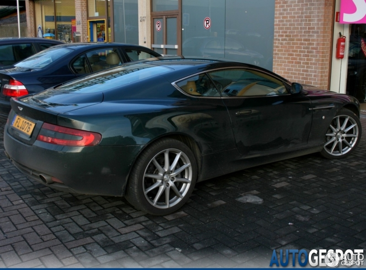 Aston Martin DB9