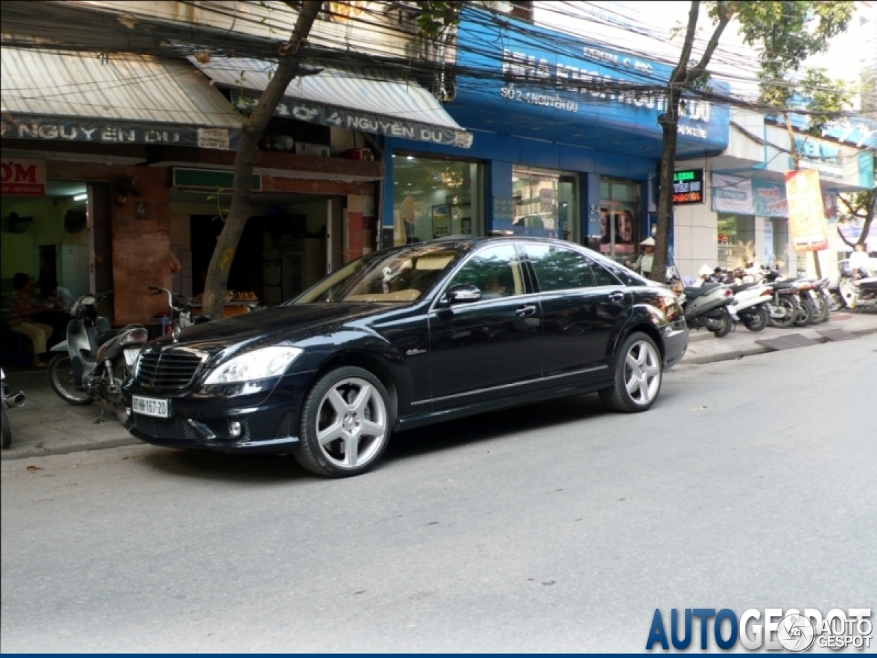 Mercedes-Benz S 63 AMG W221