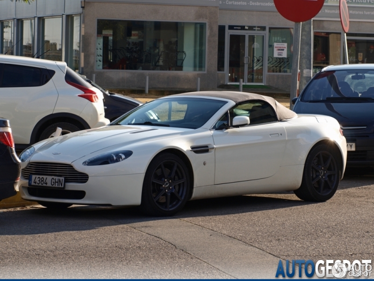 Aston Martin V8 Vantage Roadster