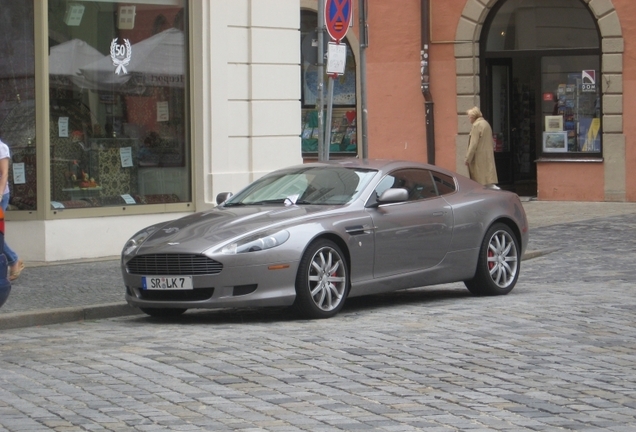 Aston Martin DB9