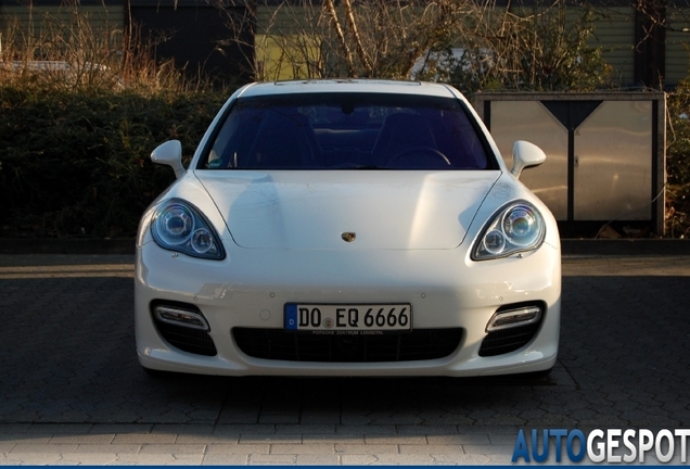 Porsche 970 Panamera Turbo MkI