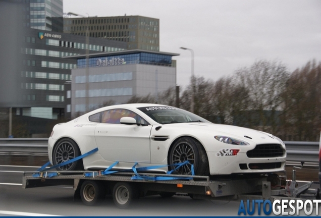 Aston Martin V8 Vantage N24