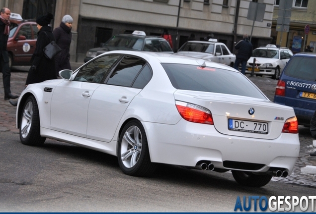 BMW M5 E60 2005