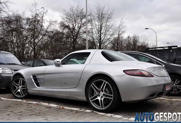 Mercedes-Benz SLS AMG