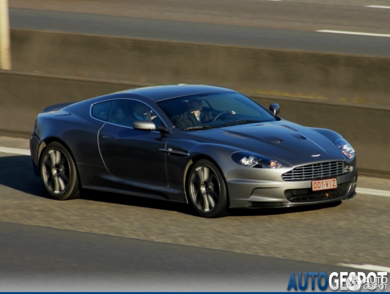 Aston Martin DBS