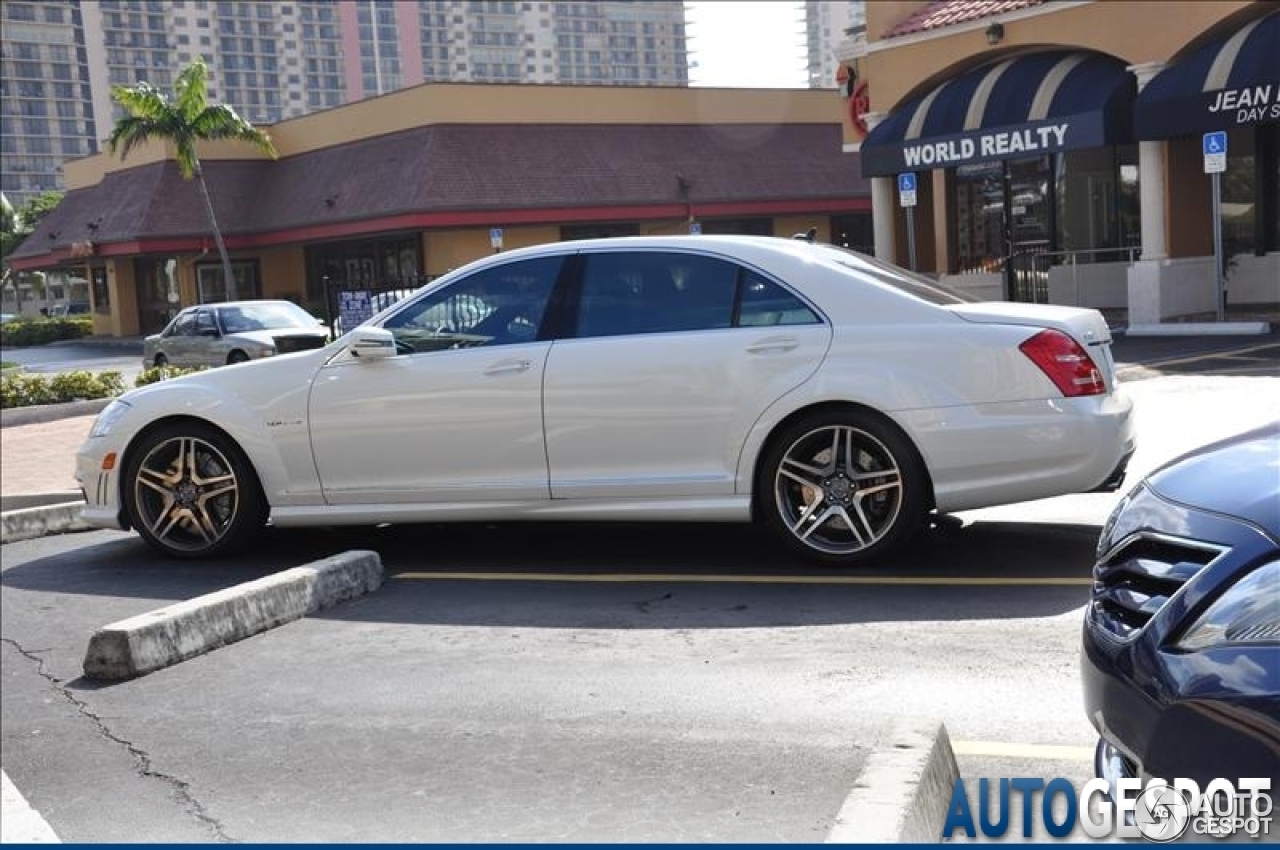 Mercedes-Benz S 63 AMG W221 2010