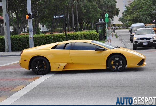 Lamborghini Murciélago LP640