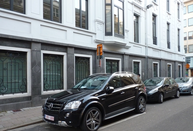 Mercedes-Benz ML 63 AMG W164 2009