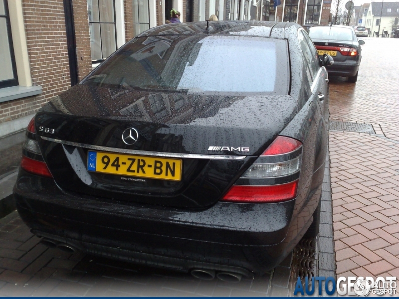 Mercedes-Benz S 63 AMG W221