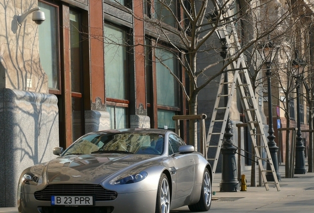 Aston Martin V8 Vantage