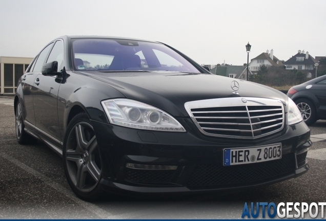 Mercedes-Benz S 63 AMG W221 2010