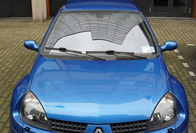 Renault Clio V6 Phase II