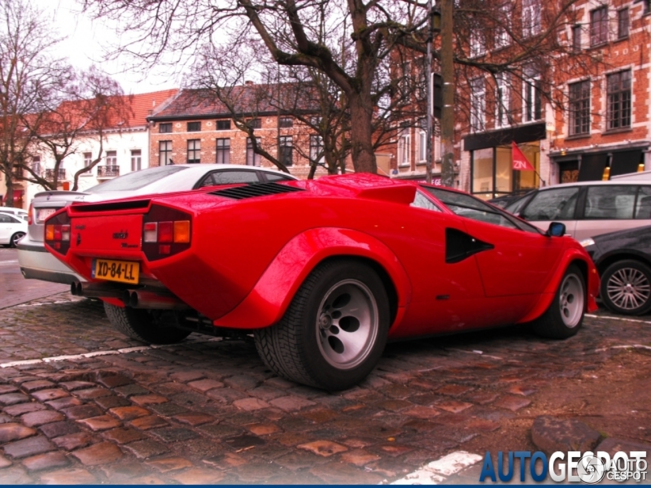 Lamborghini Countach 5000 Quattrovalvole