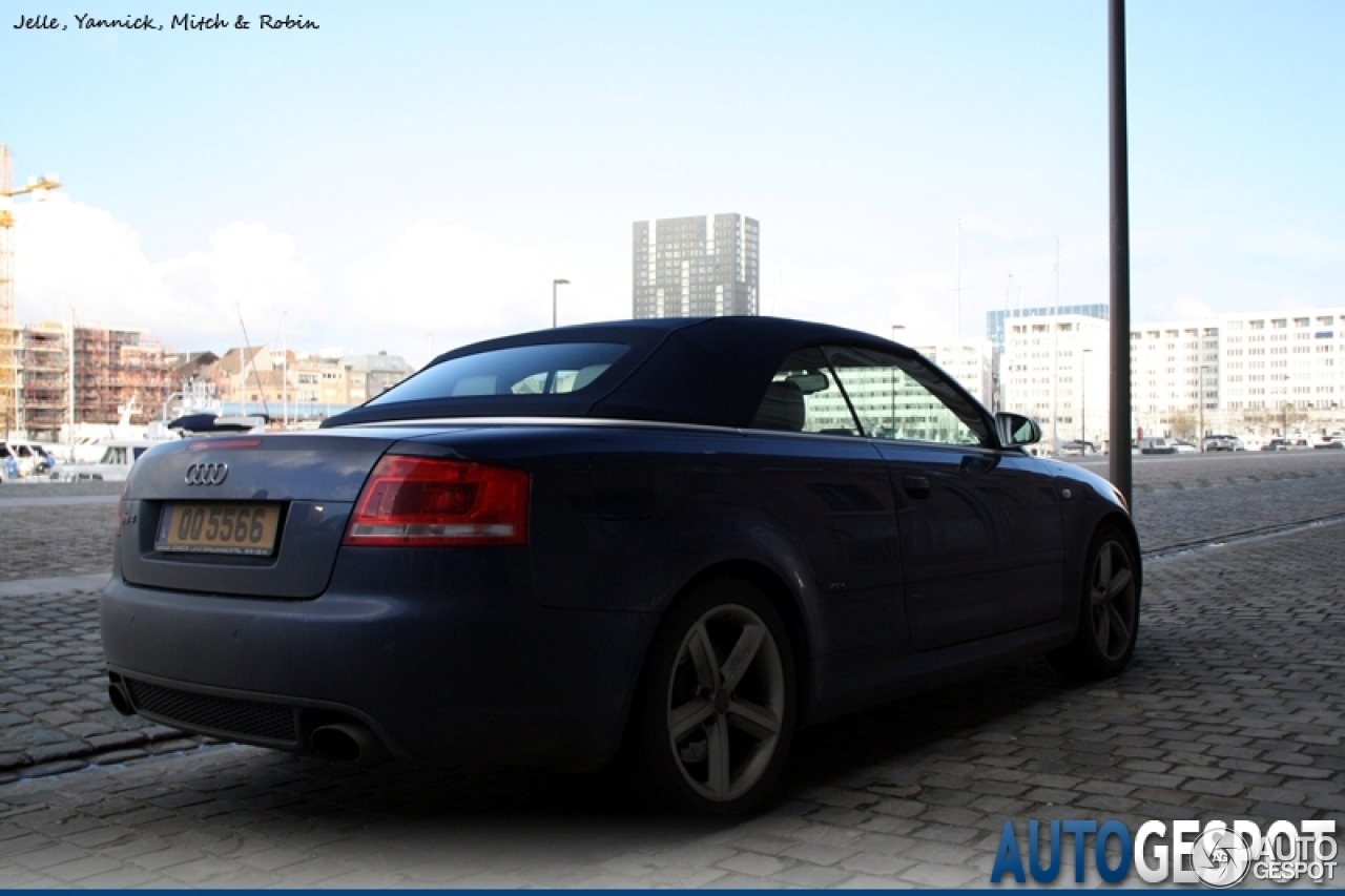 Audi RS4 Cabriolet