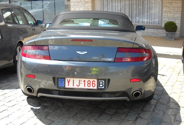 Aston Martin V8 Vantage Roadster