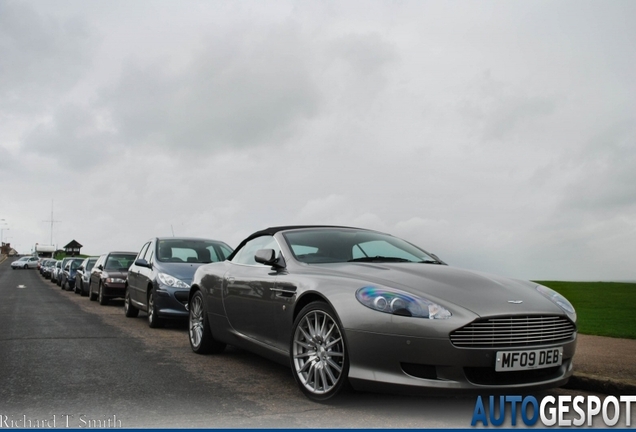 Aston Martin DB9 Volante