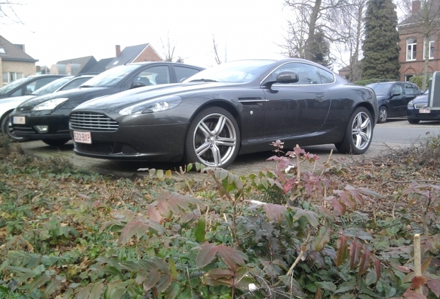 Aston Martin DB9 2010