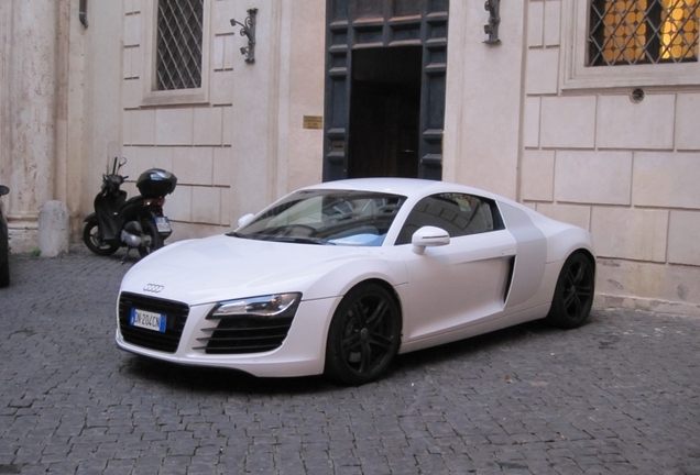 Audi R8