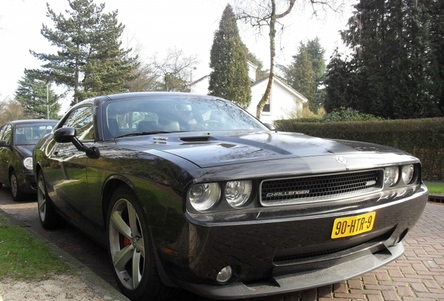 Dodge Challenger SRT-8 500