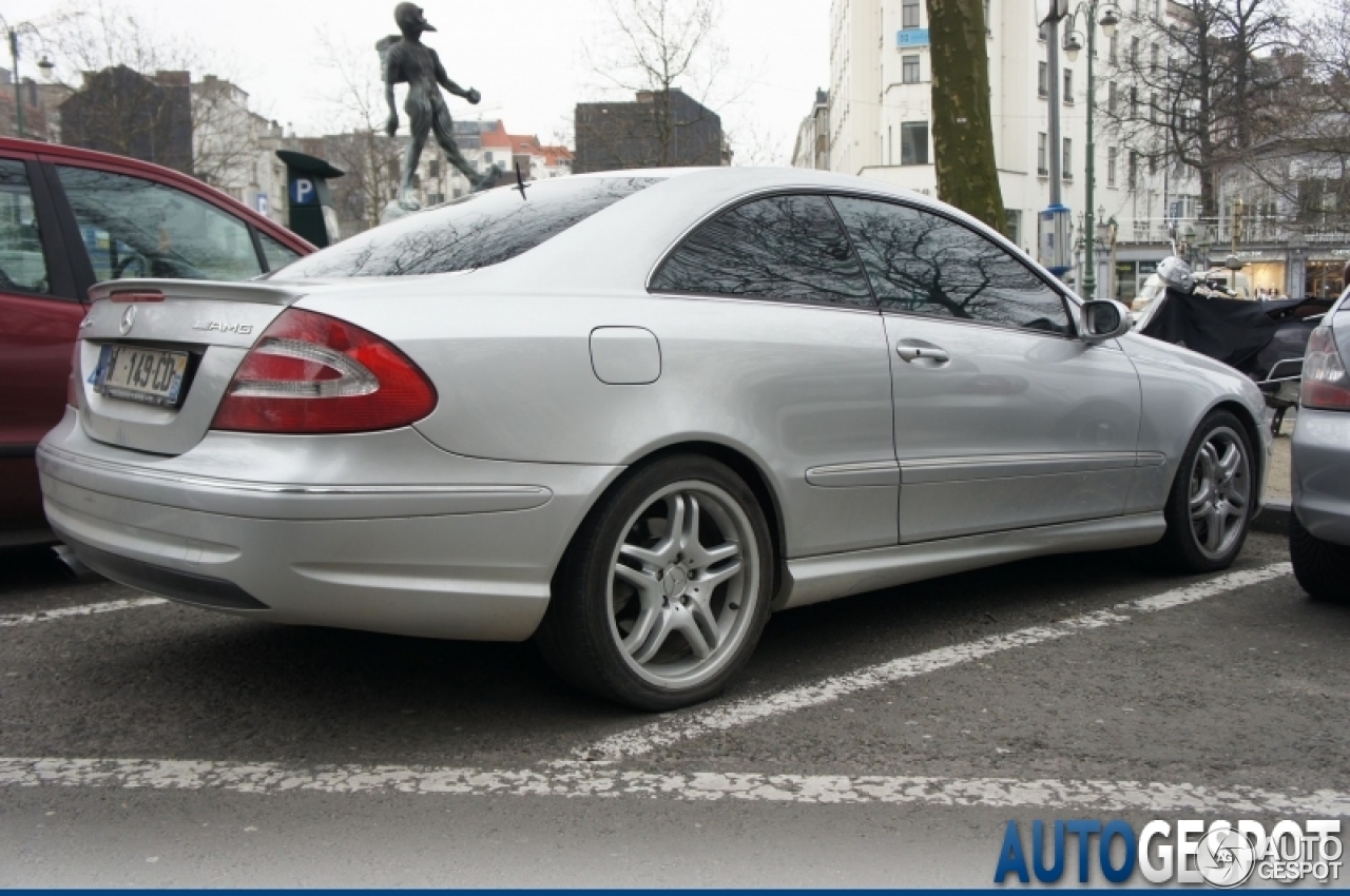 Mercedes-Benz CLK 55 AMG