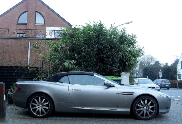 Aston Martin DB9 Volante