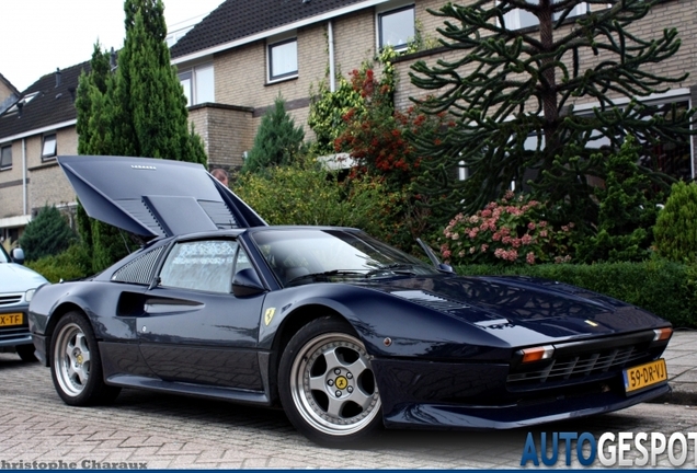 Ferrari 308 GTSi Zender