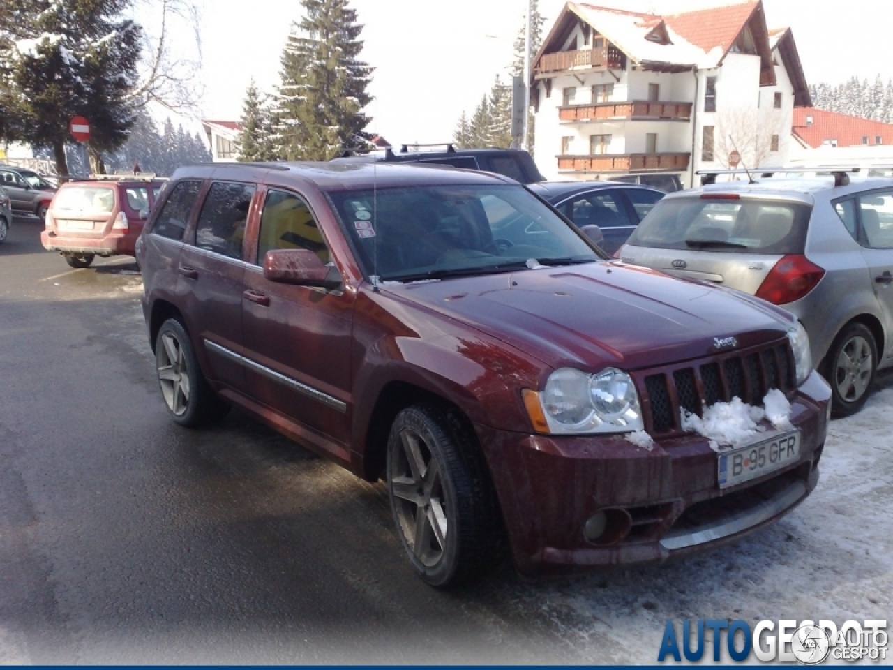 Jeep Grand Cherokee SRT-8 2005