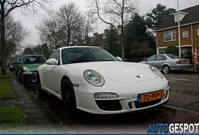 Porsche 997 Carrera GTS