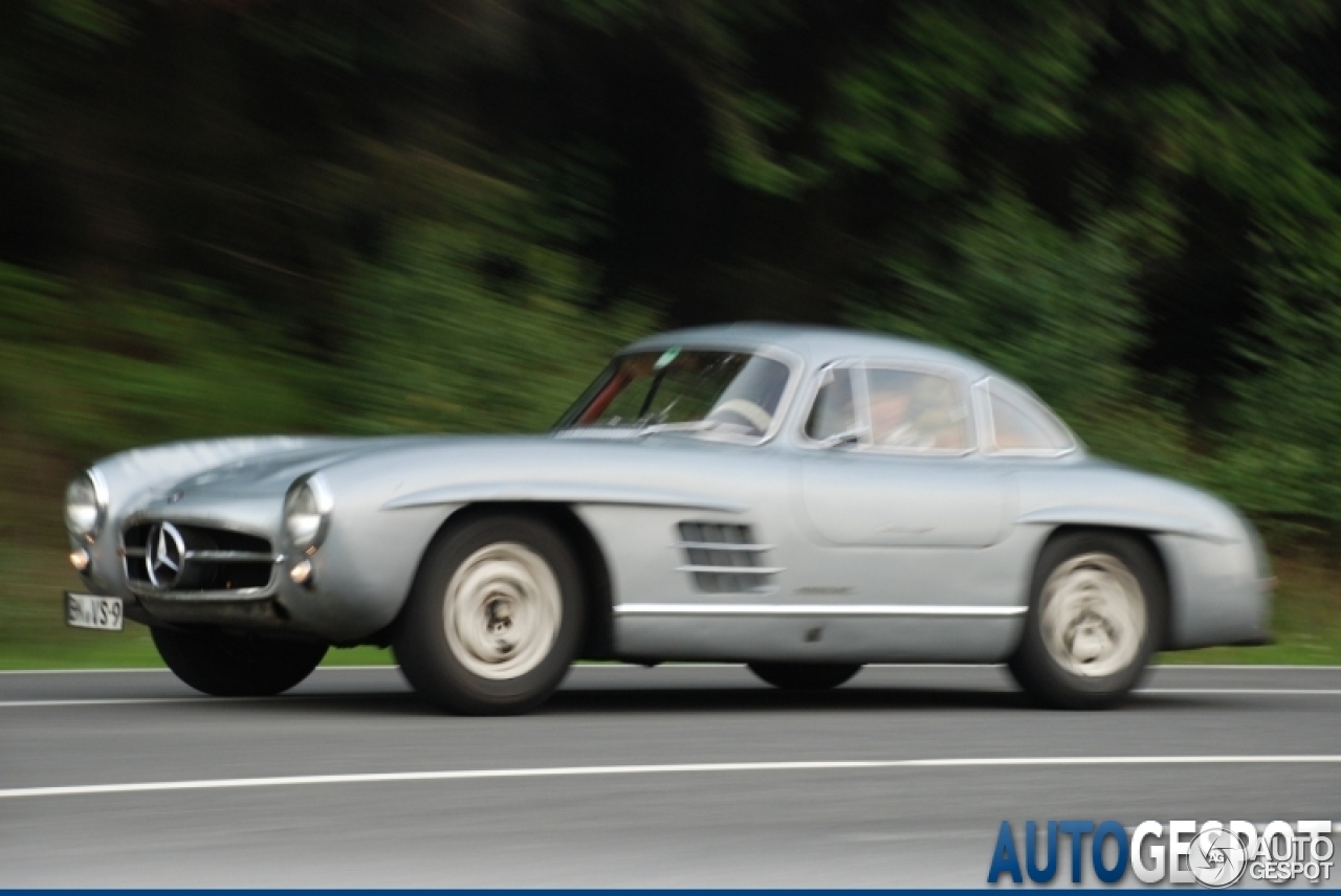 Mercedes-Benz 300SL Gullwing