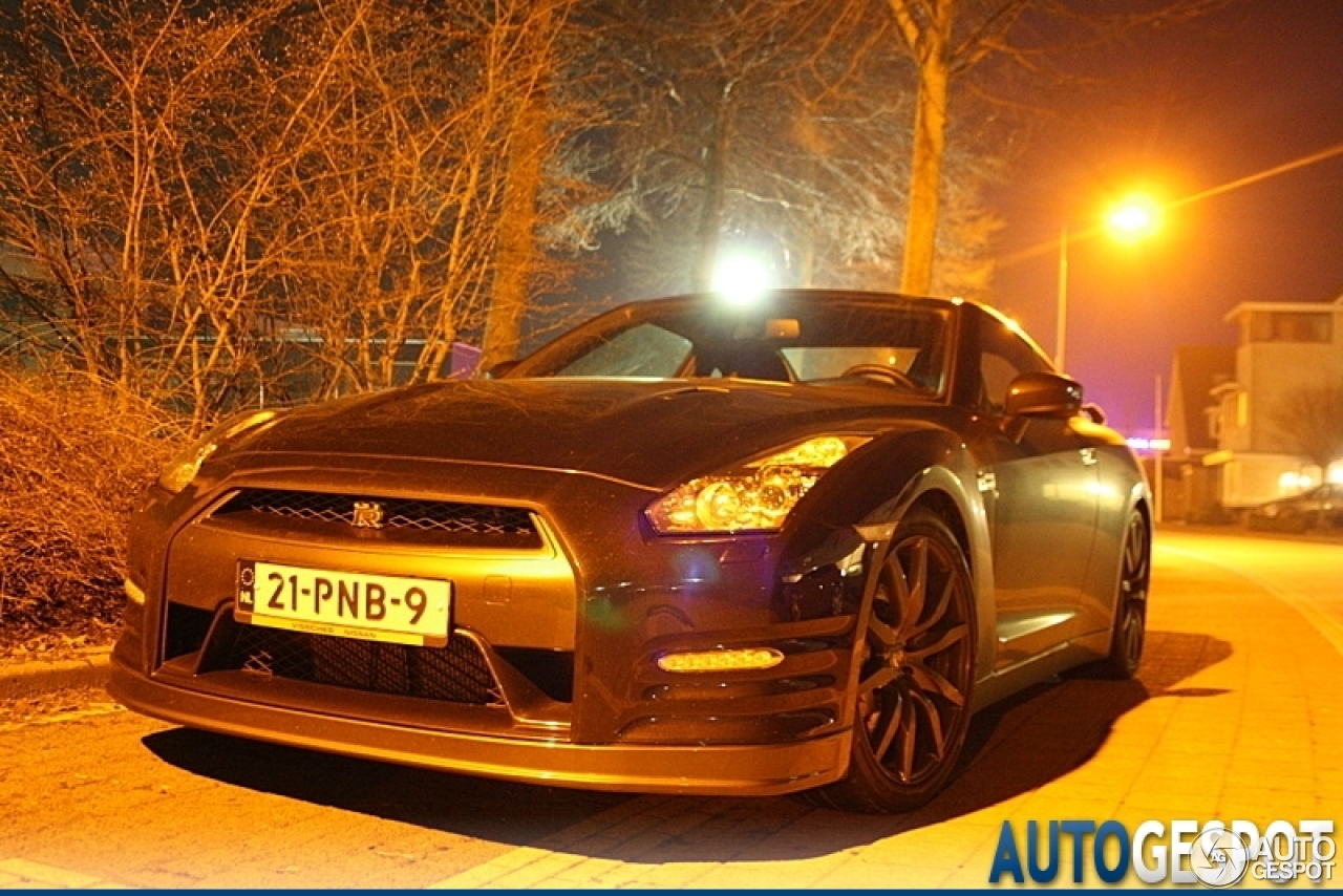 Nissan GT-R 2011