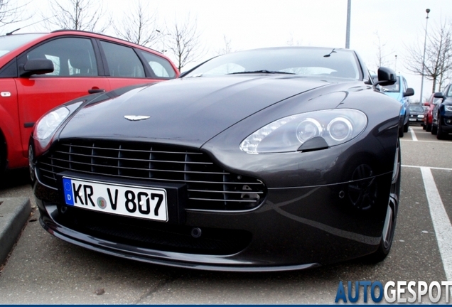 Aston Martin V8 Vantage N420