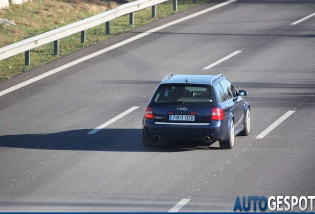 Audi RS6 Avant C5