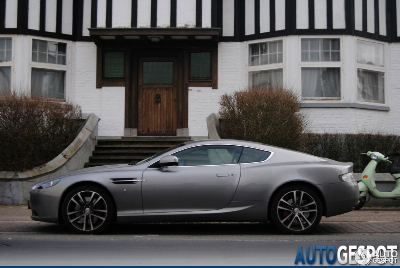 Aston Martin DB9 2010