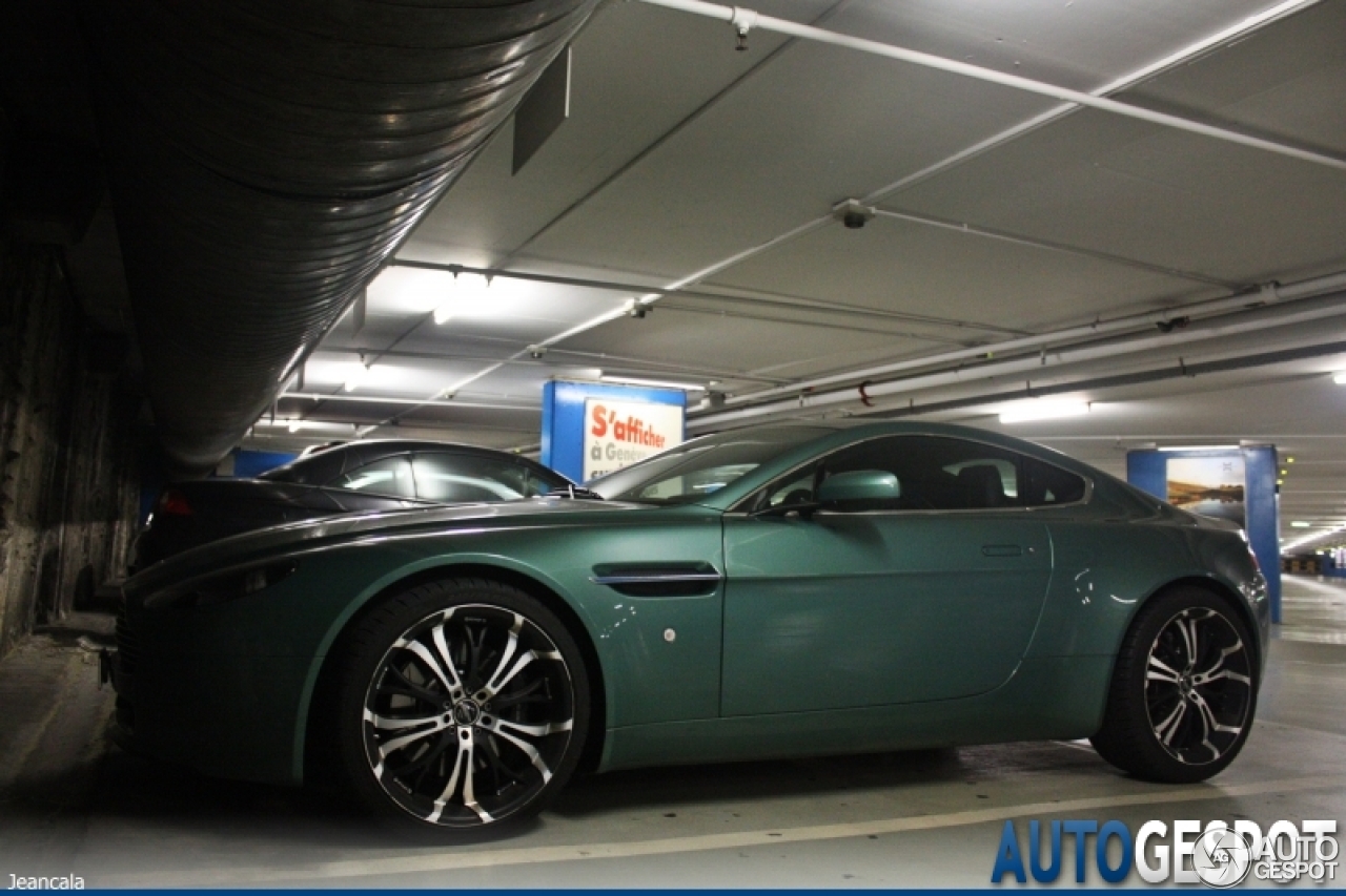 Aston Martin V8 Vantage