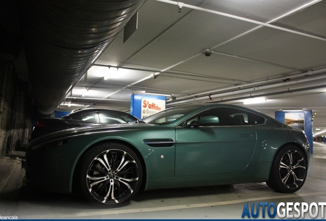 Aston Martin V8 Vantage