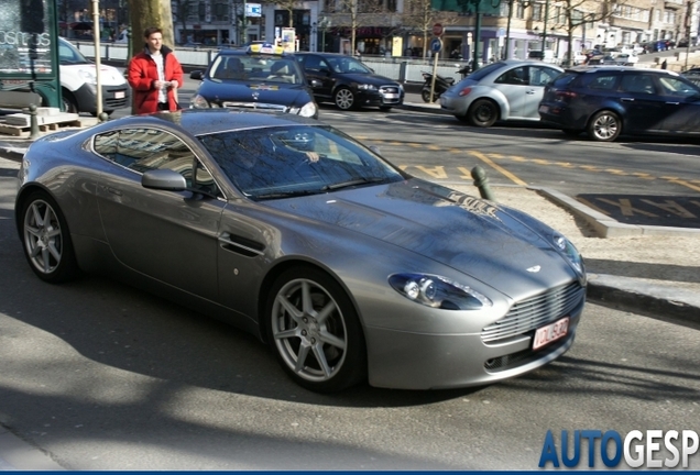 Aston Martin V8 Vantage