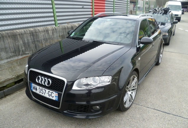 Audi RS4 Avant B7