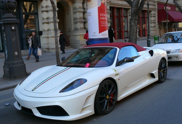 Ferrari Scuderia Spider 16M