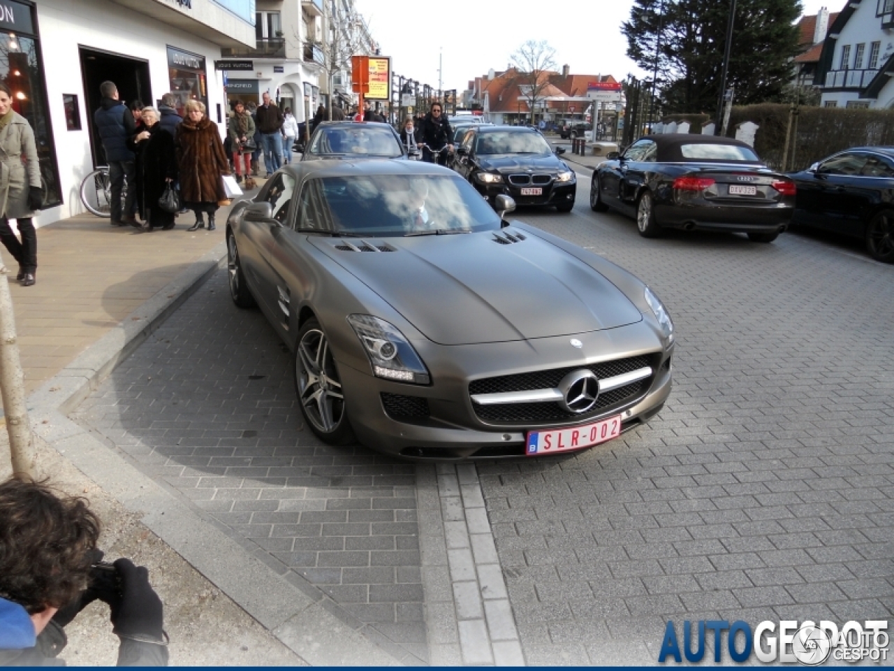 Mercedes-Benz SLS AMG