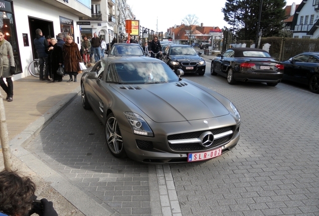 Mercedes-Benz SLS AMG