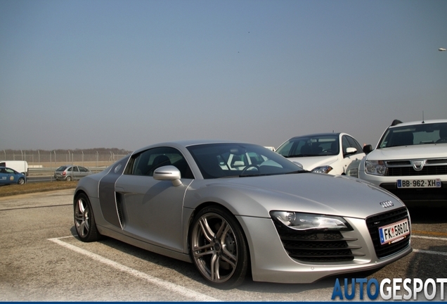 Audi R8