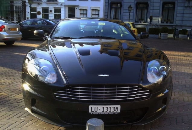 Aston Martin DBS