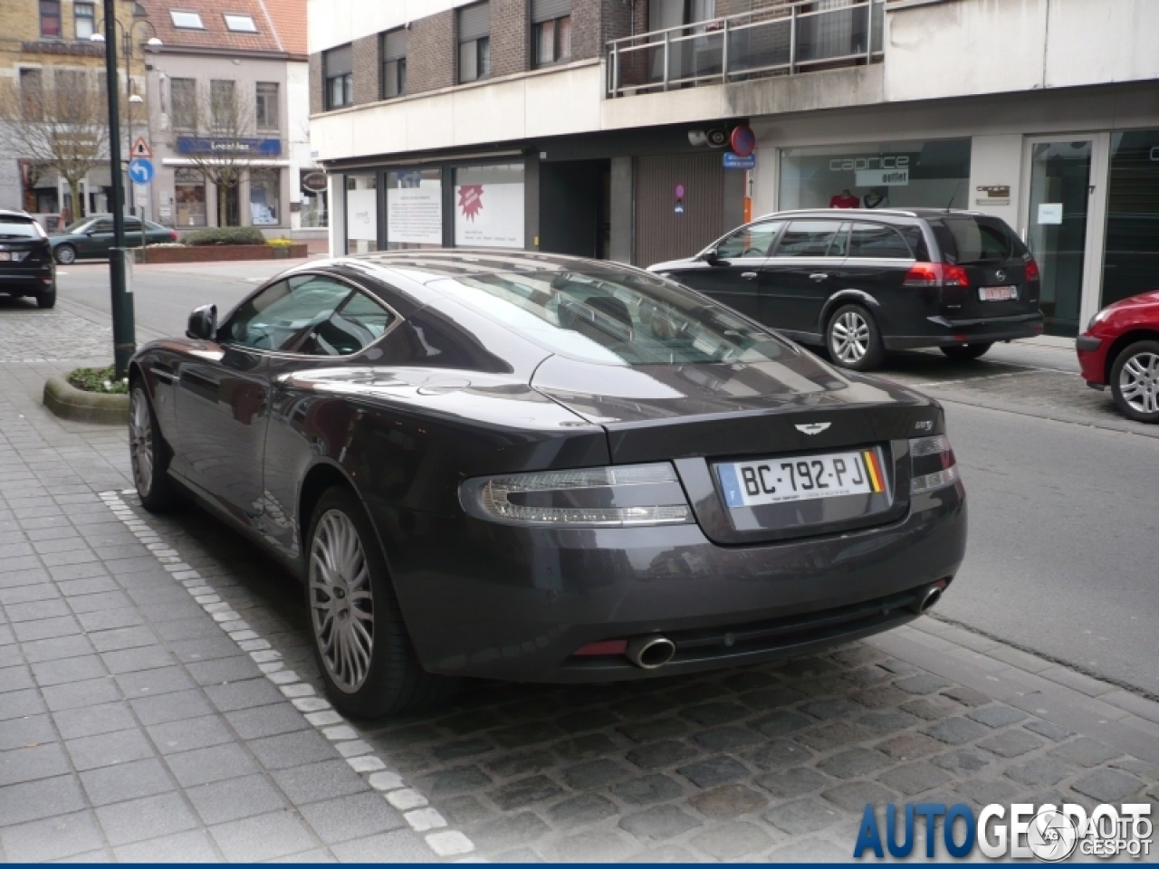 Aston Martin DB9 2010