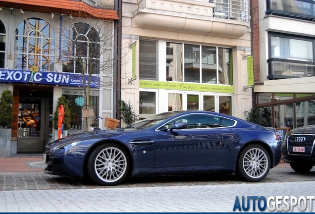 Aston Martin V8 Vantage