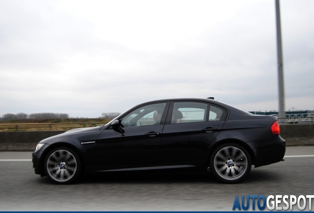 BMW M3 E90 Sedan 2009