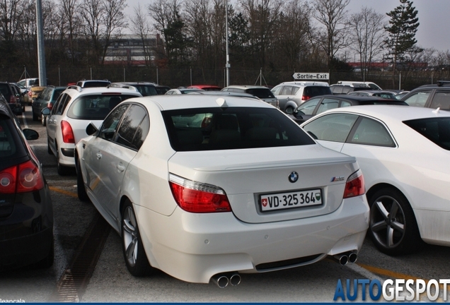 BMW M5 E60 2005