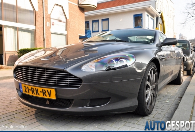 Aston Martin DB9