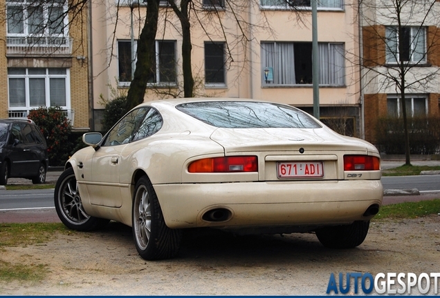 Aston Martin DB7