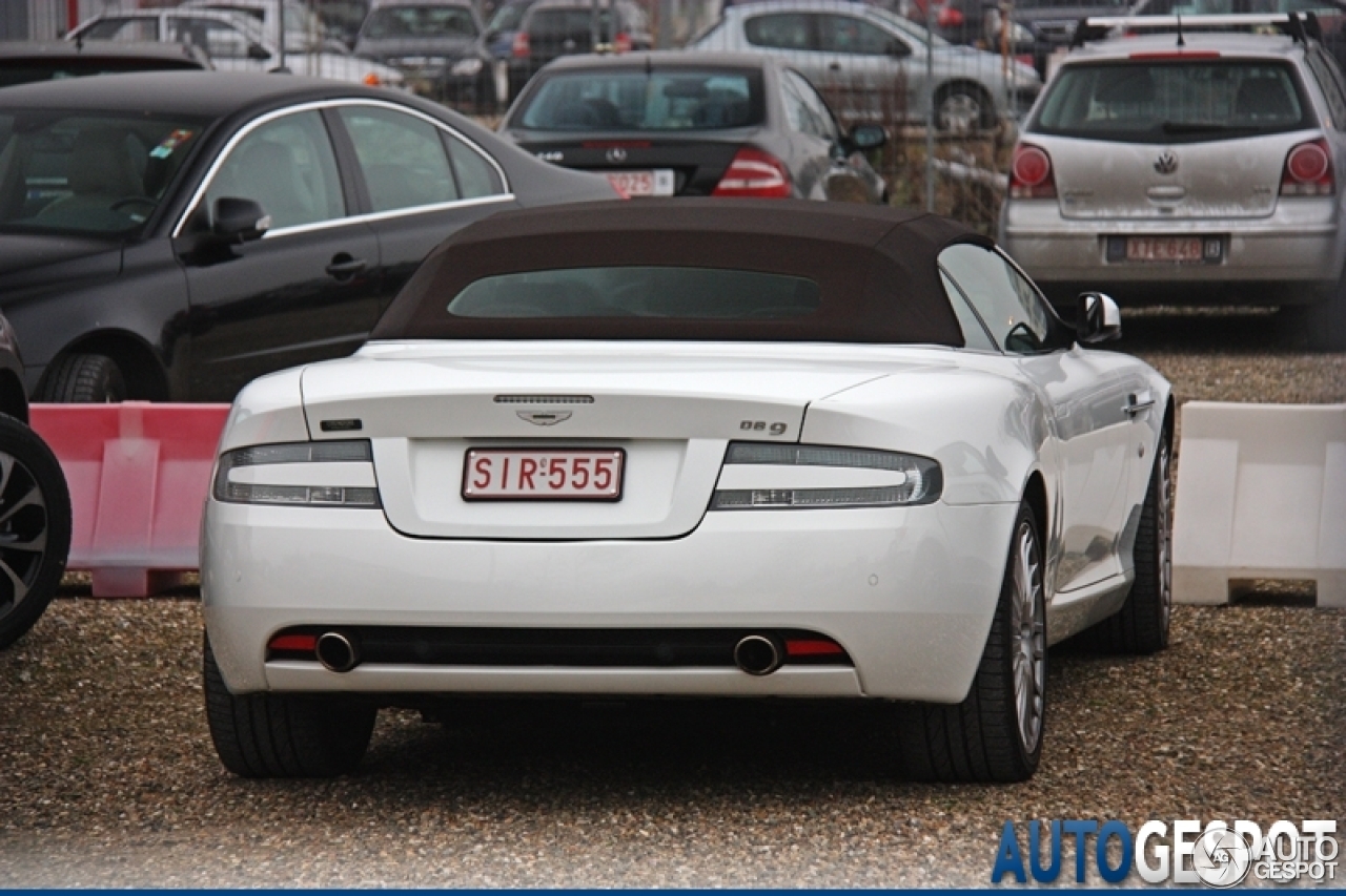 Aston Martin DB9 Volante