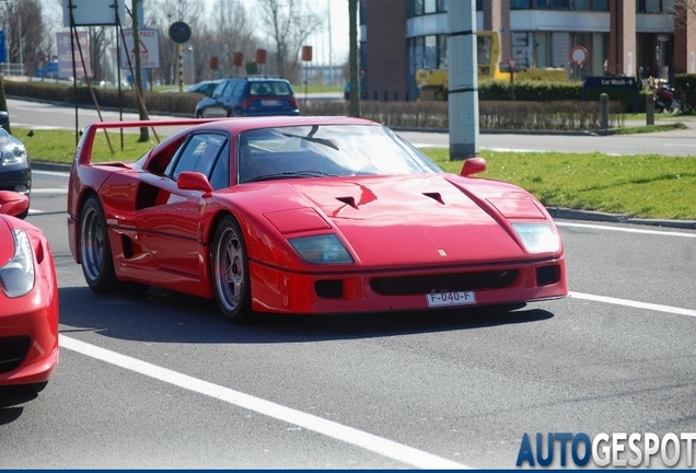 Ferrari F40